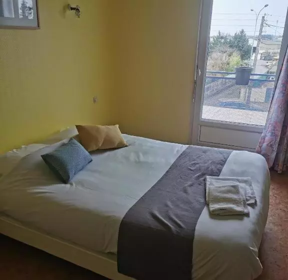 Hotelli Le Relais De L Aiguillon