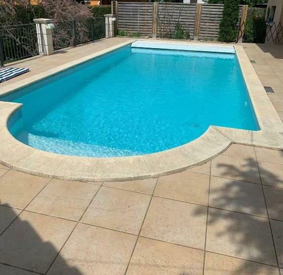 ペンション Chez Les Michel