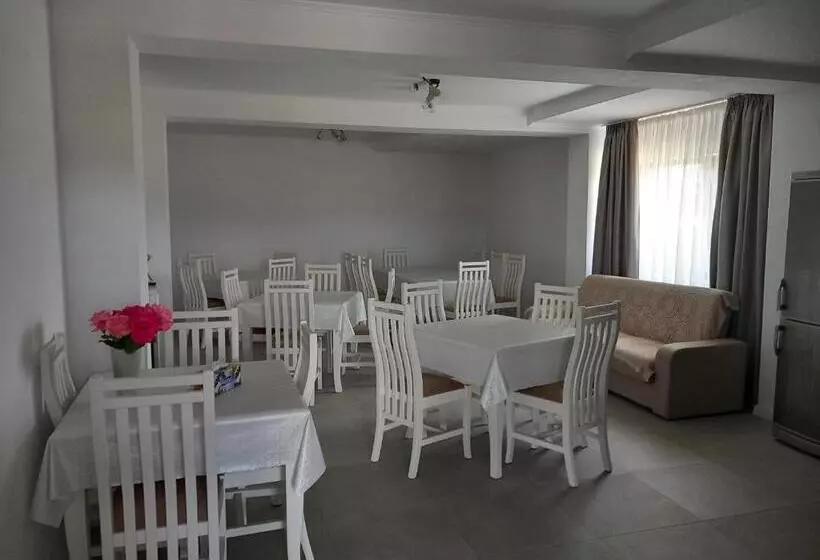 ペンション Casa Ambientt