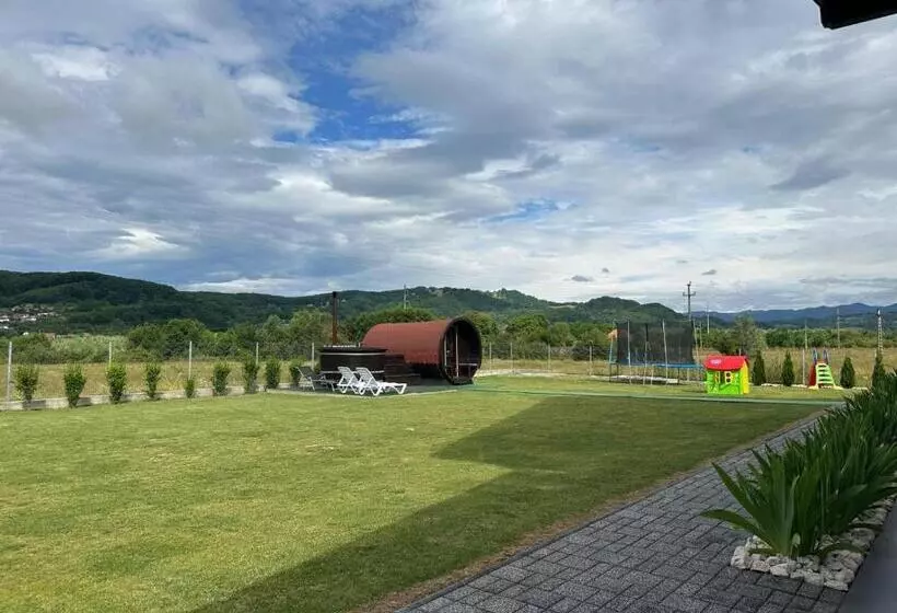 ペンション Casa Ambientt