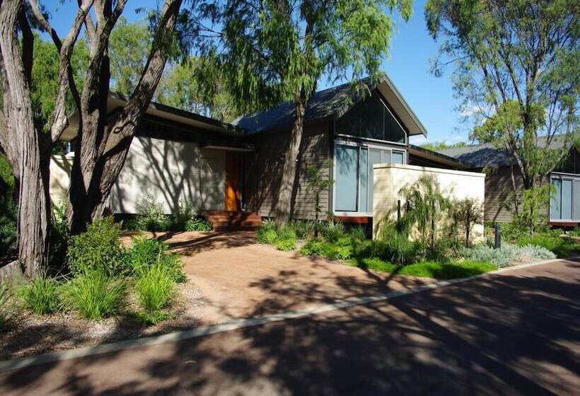 호텔 Aqua Resort Busselton