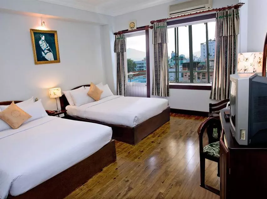 هتل Reddoorz The World Nha Trang  Le Loi