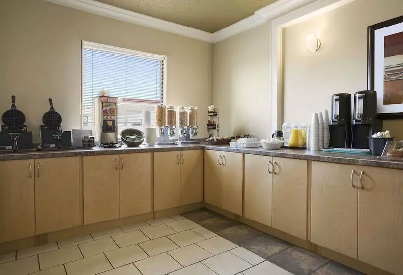 Otel Days Inn By Wyndham High Level