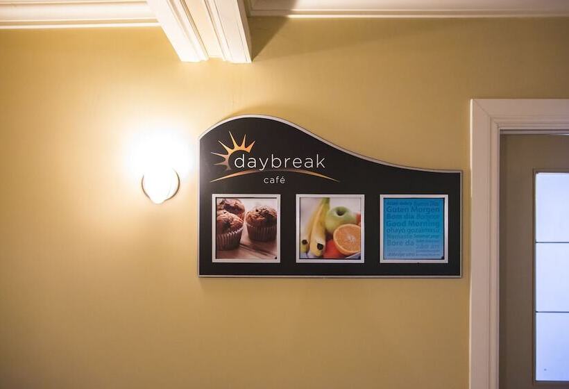 בית מלון כפרי Days Inn By Wyndham High Level