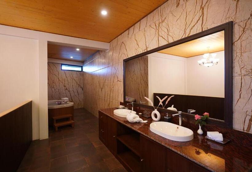 فندق Denzong Regency Luxury Mountain Retreat Spa & Casino