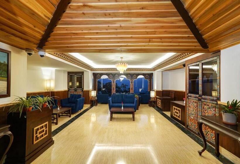 فندق Denzong Regency Luxury Mountain Retreat Spa & Casino