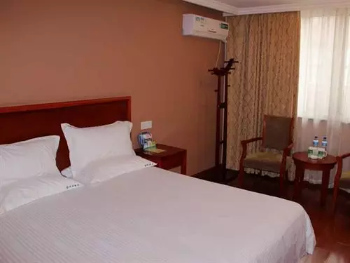 Отель Greentree Inn