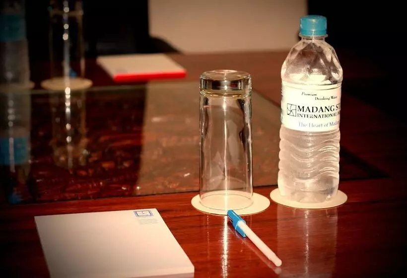 Hotel Madang Star International