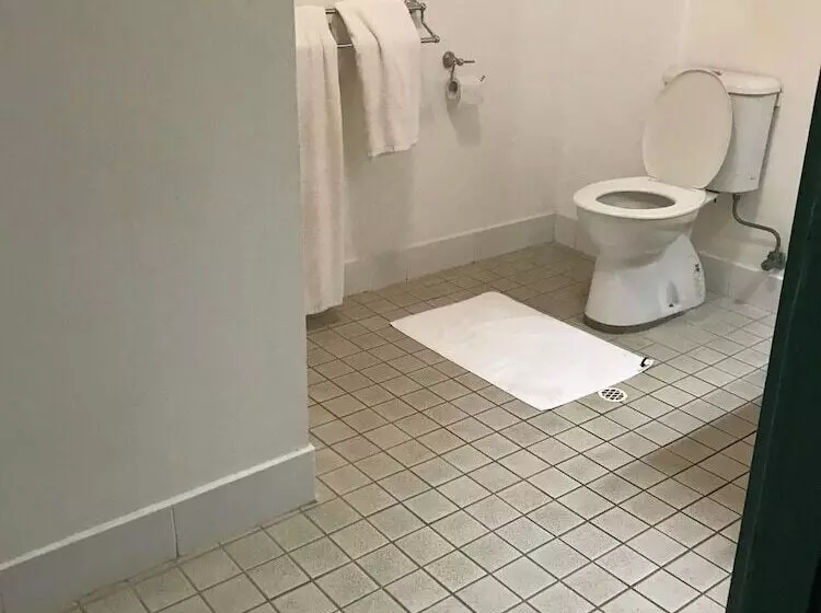 Hotel Madang Star International