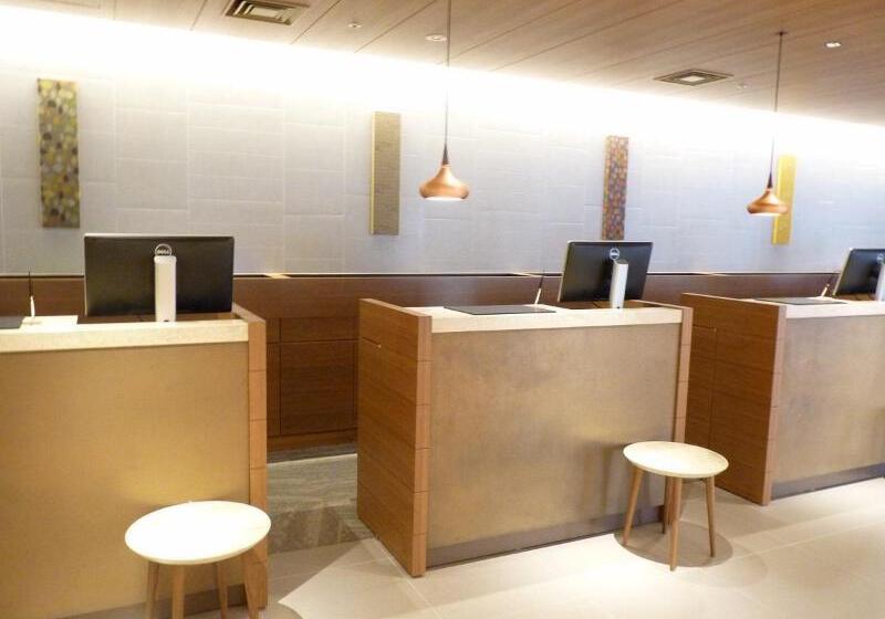 Nishitetsu Hotel Croom Hakata