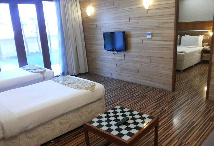 酒店 St Laurn The Spiritual Resort