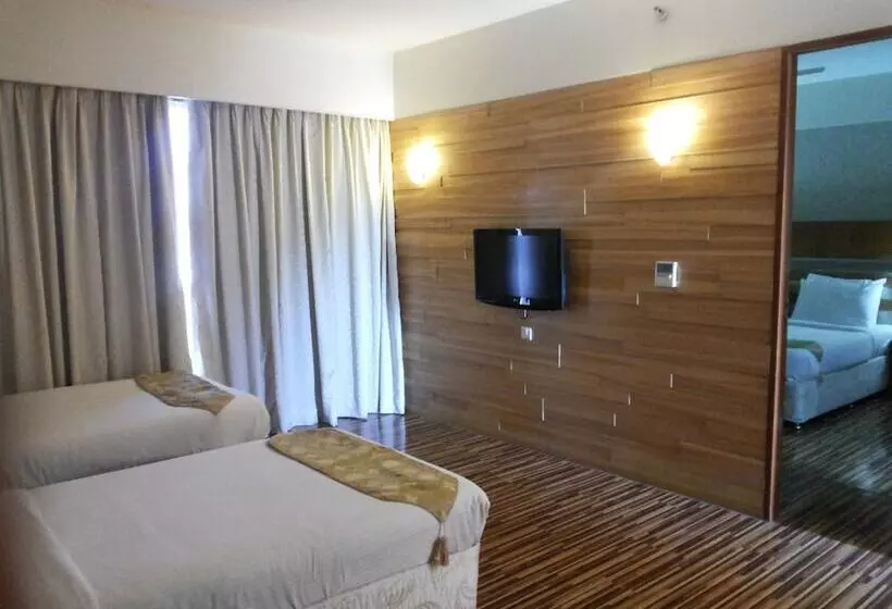 Отель St Laurn The Spiritual Resort