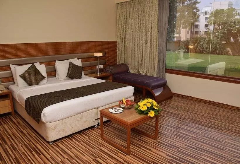 Отель St Laurn The Spiritual Resort