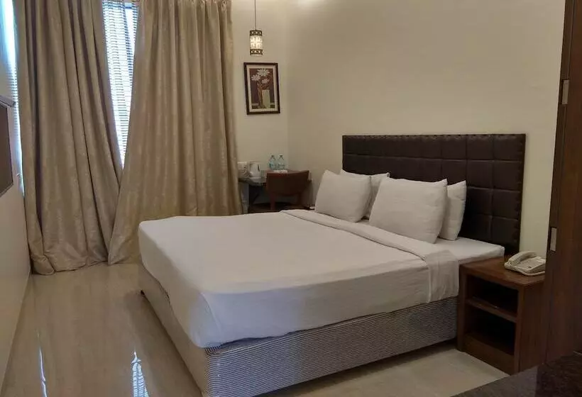 Отель St Laurn The Spiritual Resort