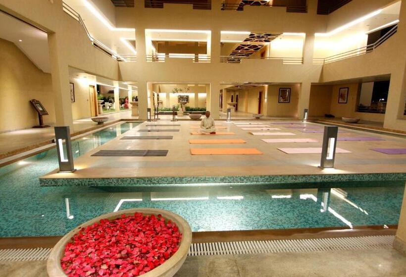 酒店 St Laurn The Spiritual Resort