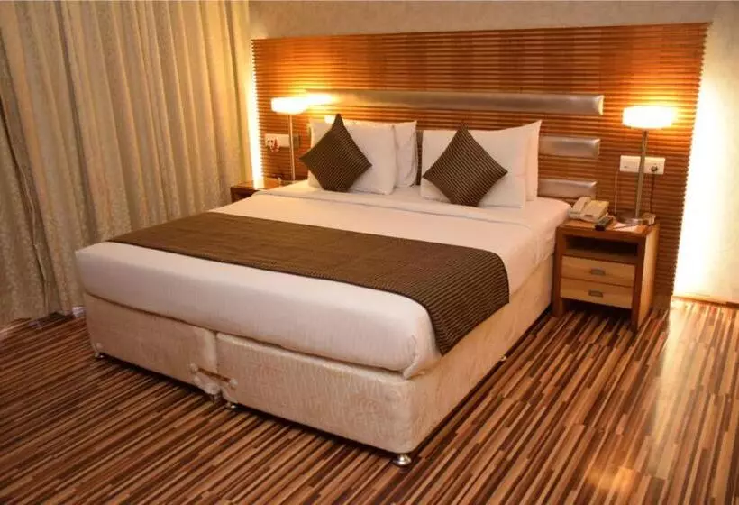 Отель St Laurn The Spiritual Resort