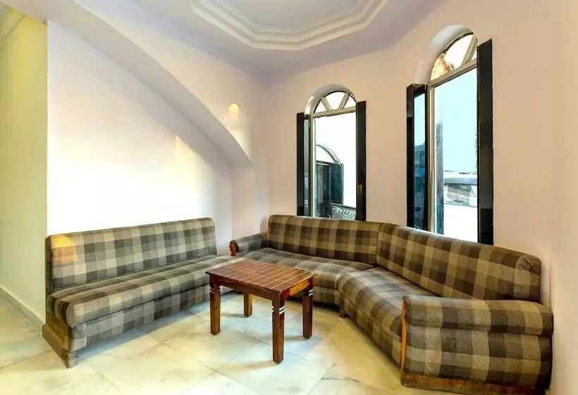 酒店 The Leef Inn 500ms From Nakki Lake