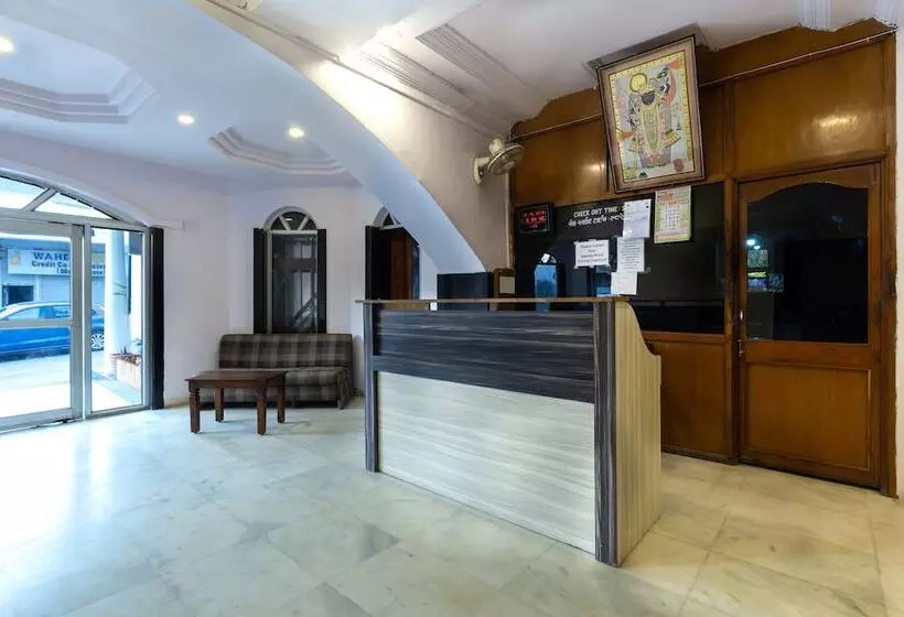 酒店 The Leef Inn 500ms From Nakki Lake