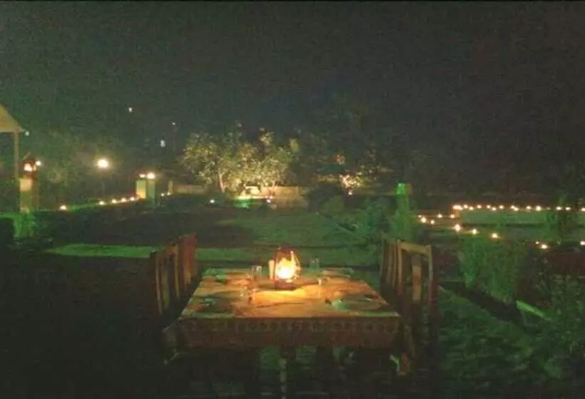 Отель The New Swaraj Resort