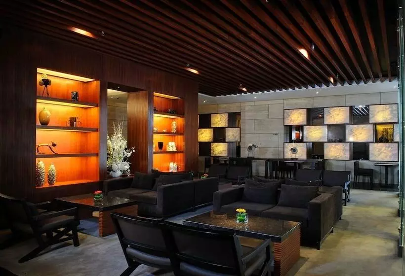 Отель Tianfeng International