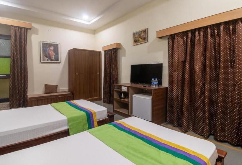 Hotell Treebo Megh Niwas, 2 Km From Umaid Bhawan Palace