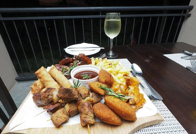 בית מלון כפרי Umbhaba Eco Lodge