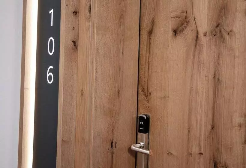 Landhaus Boutique Motel Contactless Check In