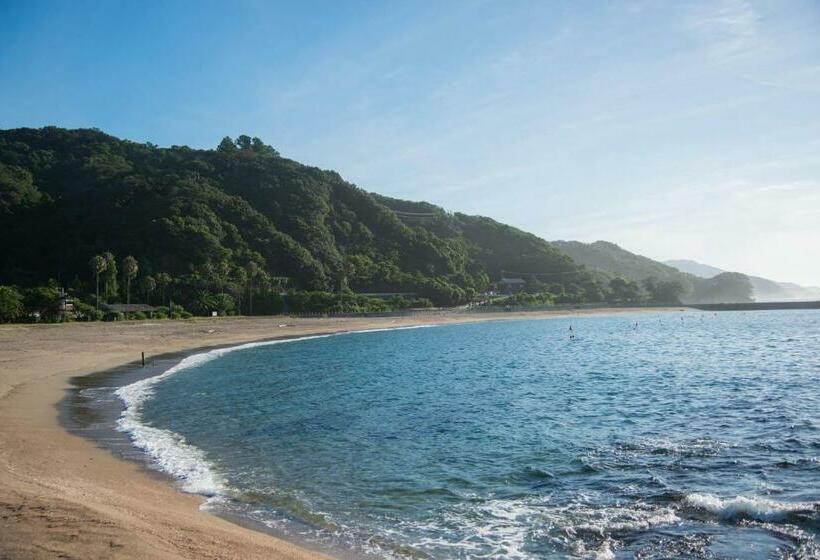 بنسيون 大砂荘 Ozuna Camp And Lodge