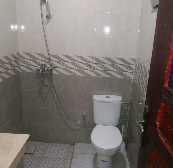 تختخواب و صبحانه Dar Ba Brahim