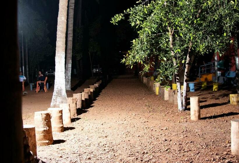 אתר נופש Amee S Retreat