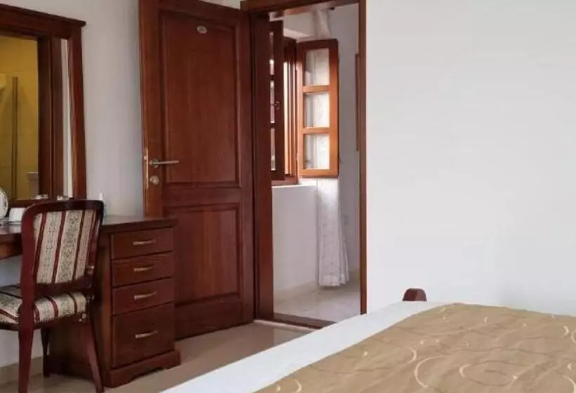 تختخواب و صبحانه Citadela Old Town   Gelateria