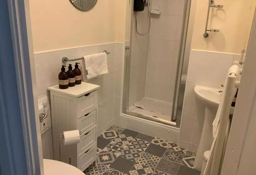 Aamiaismajoitus (B&B) Haven House