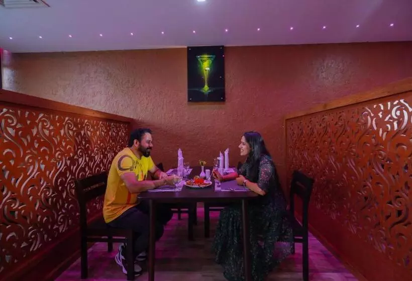 ホテル Harisree Kollam