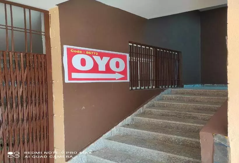 Hotelli Oyo 86772 V S