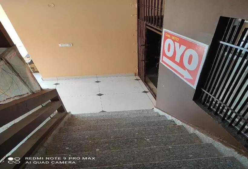 Hotelli Oyo 86772 V S