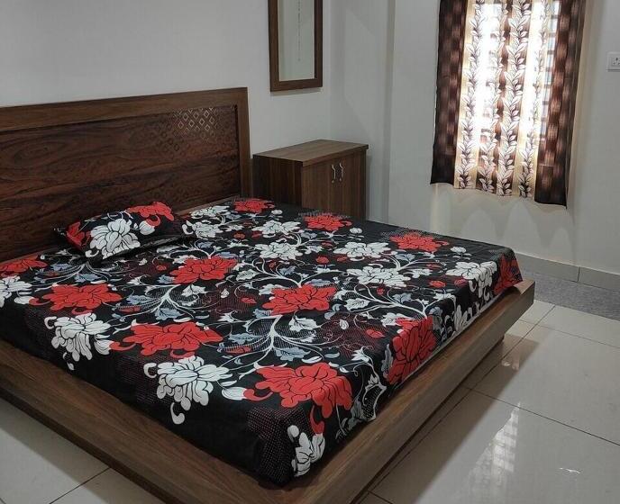 Hotelli Oyo 86772 V S