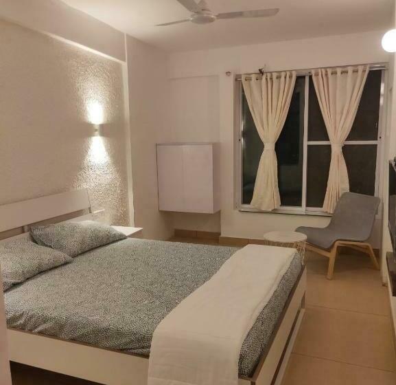 Отель The Banyan Shelters