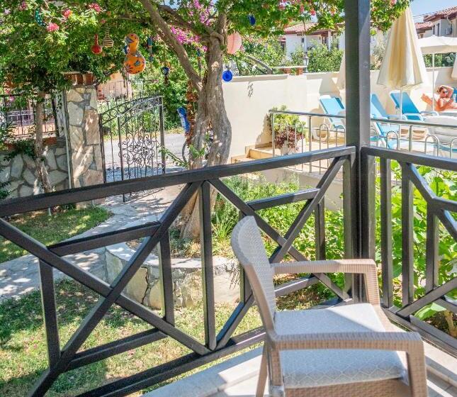 בית מלון כפרי Loya Vita