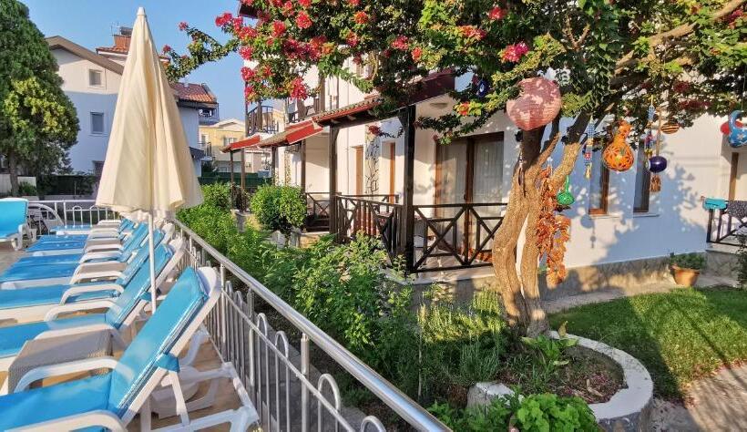 בית מלון כפרי Loya Vita