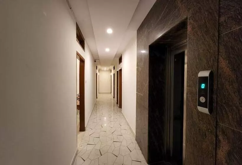 ホテル Treebo Silver Stallion