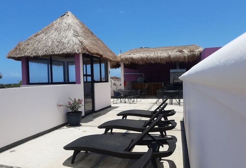 Itza Hotel Akumal