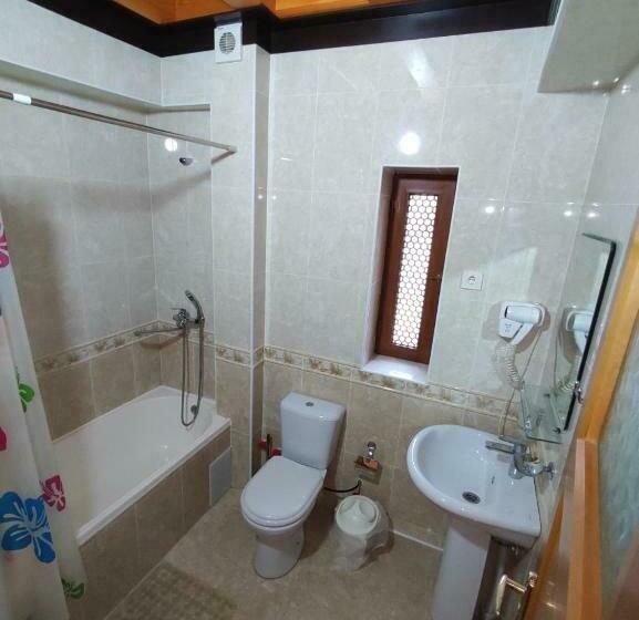 膳宿费 Terrace By Golden Minaret