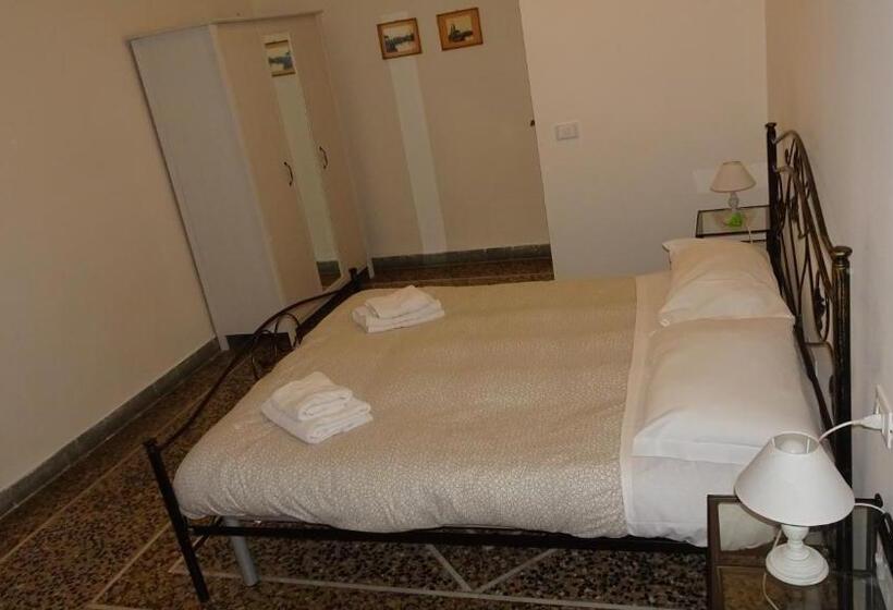 تختخواب و صبحانه Holiday Pisa Gare 2