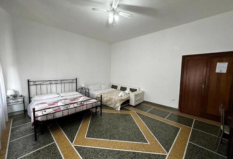 تختخواب و صبحانه Holiday Pisa Gare 2