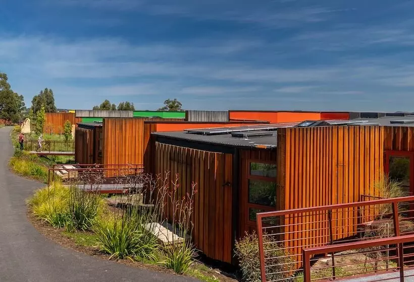 Hotelli Iron Creek Bay Estate