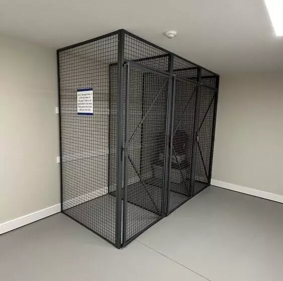 Hotelli The Landing   Extended Stay Quarters