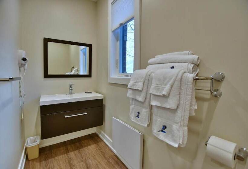 فندق The Landing   Extended Stay Quarters