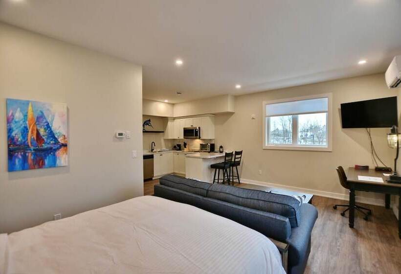 فندق The Landing   Extended Stay Quarters