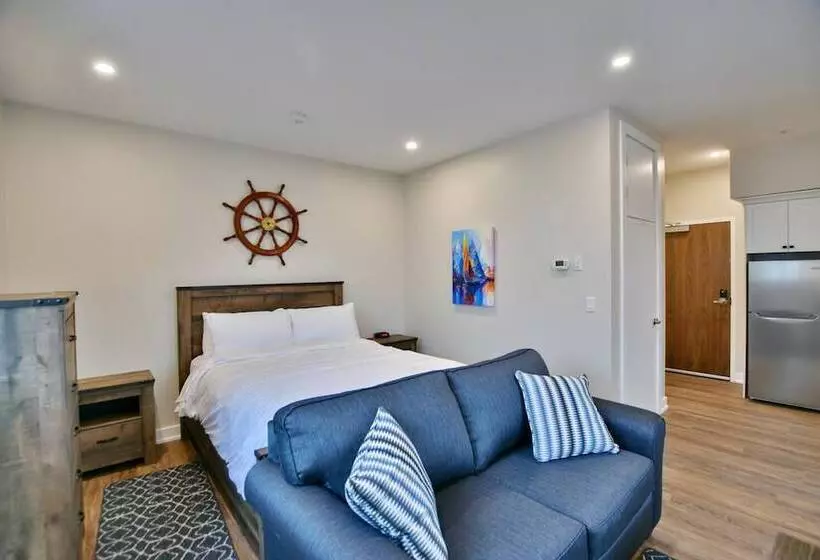 Hotelli The Landing   Extended Stay Quarters