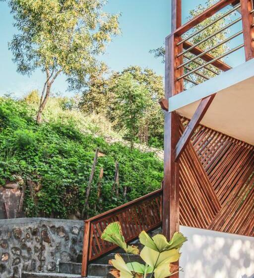 Resort Disini Lombok Eco Sky House With Sea View